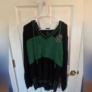 Warner Bros. Green and Black Harry Potter Slytherine  Sweater SZ SMALL